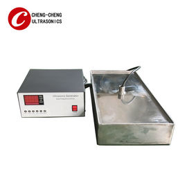 40Khz 2000W Cleaning Immersible Ultrasonic Transducer In Sealing Metal Box