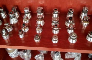 Piezoelectric Ultrasonic Transducer High Speed of Vibration Bolt-on Mounting